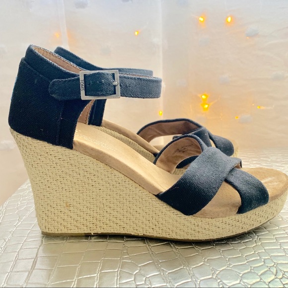 TOMS wedges - Picture 7 of 8